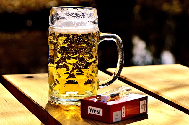 cigarety a pivo