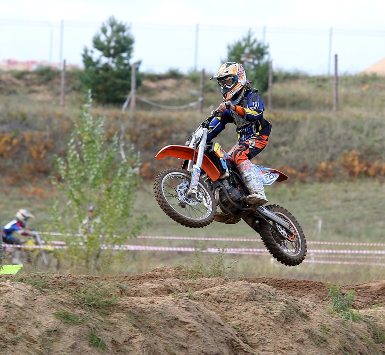 Prima adrenalin na motorce.